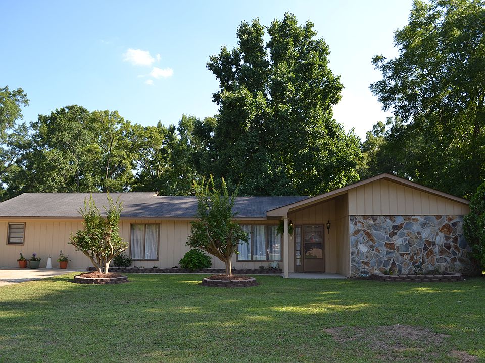 1st image of 104 Sonny Dr