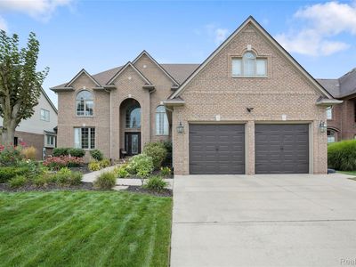 50600 Koss Dr, Macomb, MI, 48044