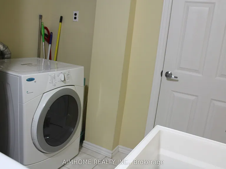 100 Fenelon Dr #LOWER — Photo 12
