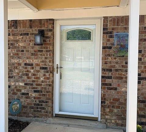 5th image of 4425 Pine Villa Cir