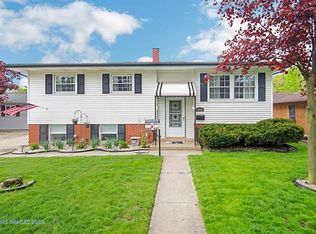 1014 N Rensselaer St, Griffith, IN 46319