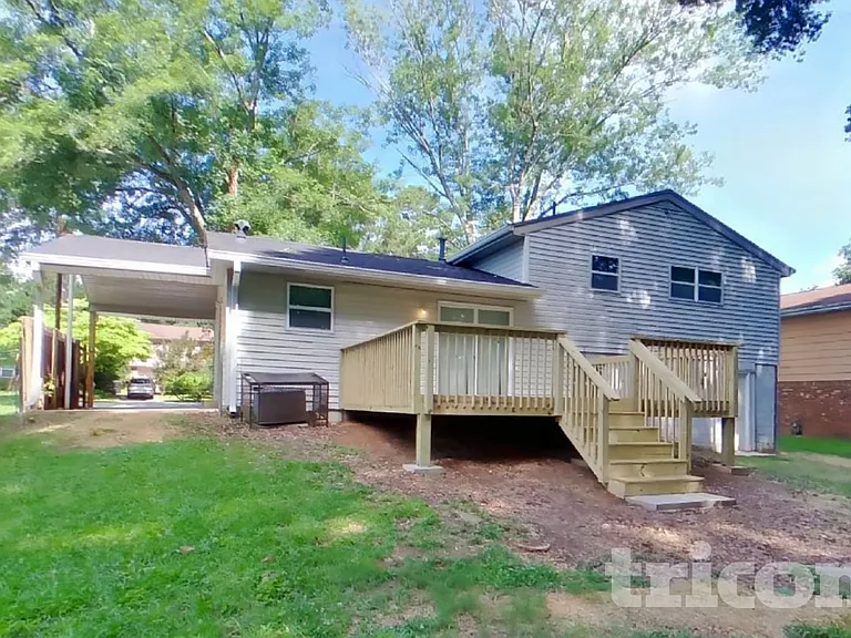 5818 Northspring Dr — Photo 17