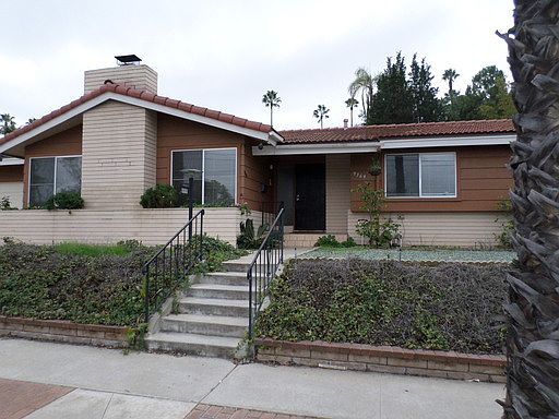 1st image of 9369 Loren Dr