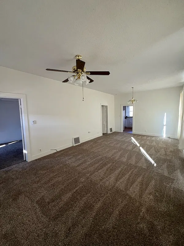 521 Floral Avenue — Photo 2