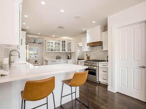 5th image of 4724 N 69th St