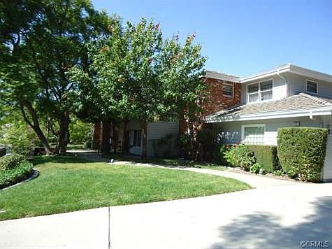 3rd image of 831 La Solano Dr