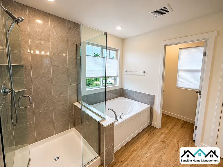 10616 SE 272nd Pl — Photo 10