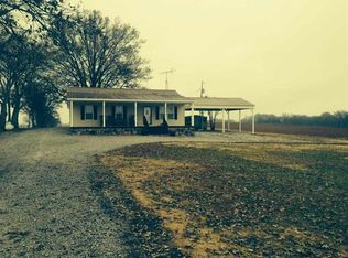 1954 Blue Bird Rd, Friendship, TN 38034
