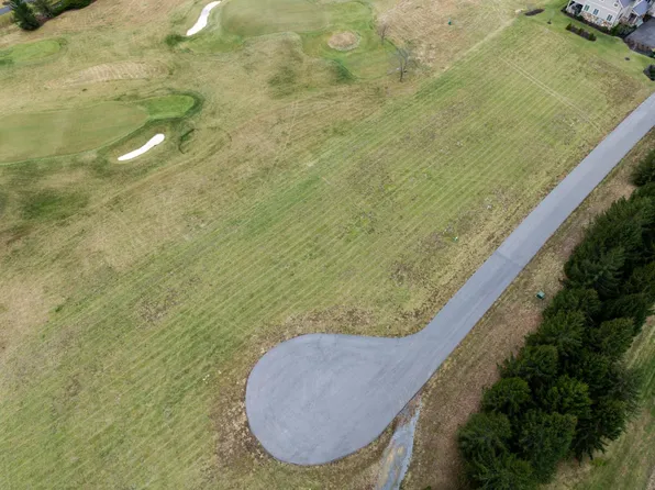 272 Ashford Ct, White Sulphur Springs, WV 24986