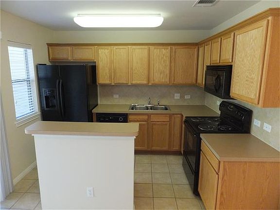 2nd image of 401 Buttercup Creek Blvd Unit 1002