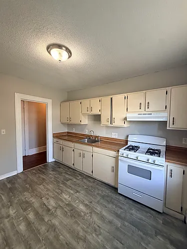 36 Derby Ave Photo 1