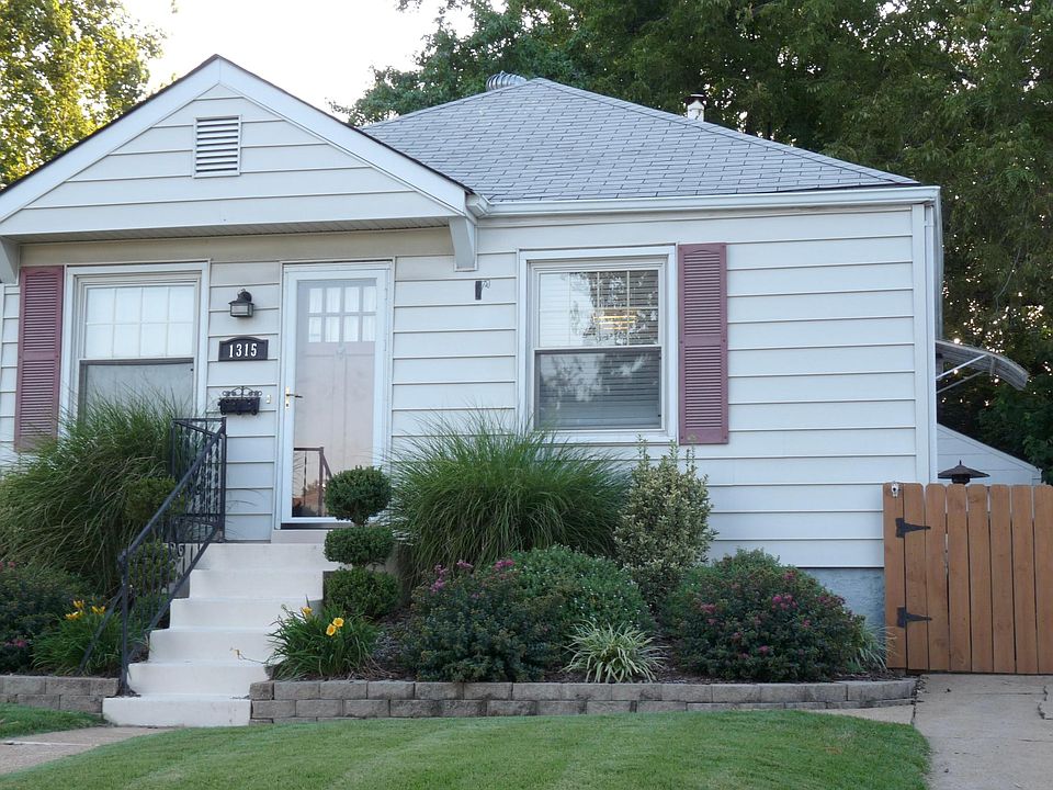 1st image of 1315 San Jacinto Ct