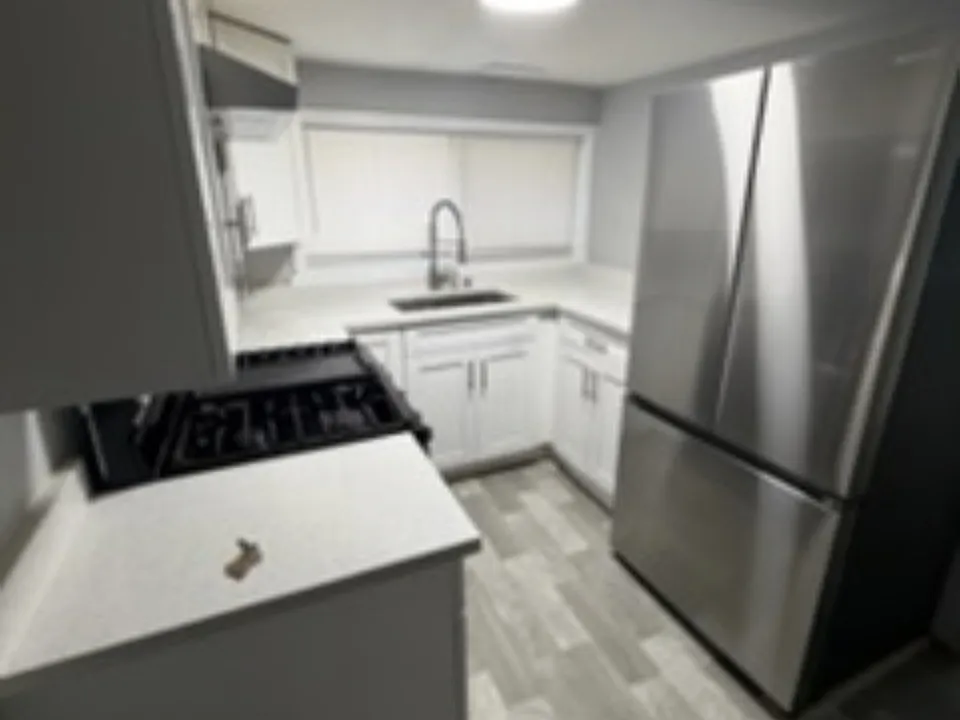 5136 W George St