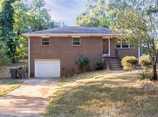 765 Walnut Cir SW, Marietta, GA 30060