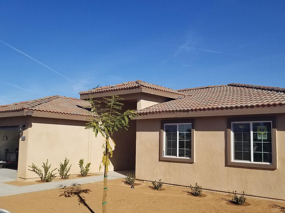 1st image of 46600 Padua Cir