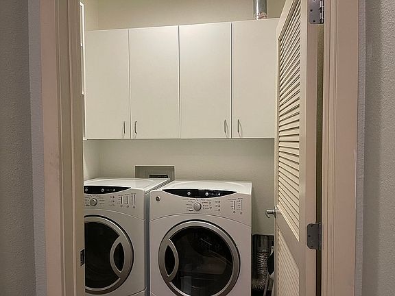 In Unit Laundry Room