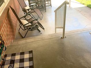 625 N Cedar St, Muenster, TX 76252