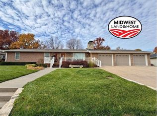 810 N Chestnut St, Frankfort, KS 66427