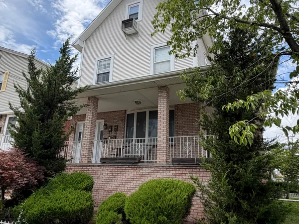 173 Avenue C #2, Bayonne, NJ 07002