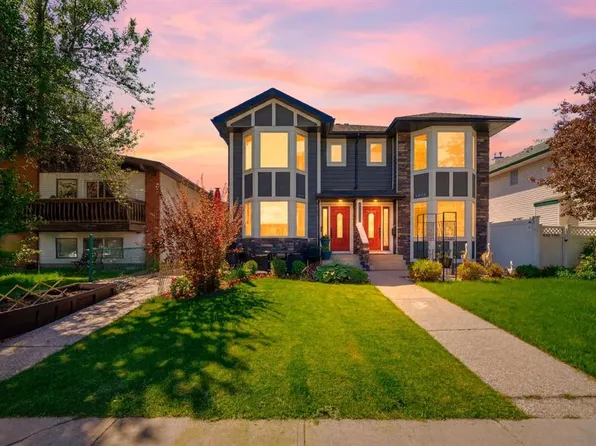 1925 E 35th St SW #2, Calgary, AB T3E 2X4