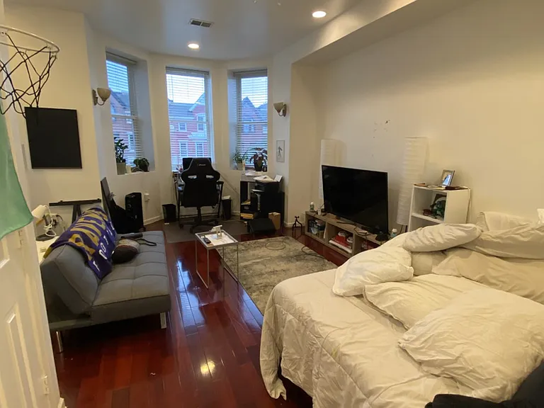 2232 Eutaw Place — Photo 9