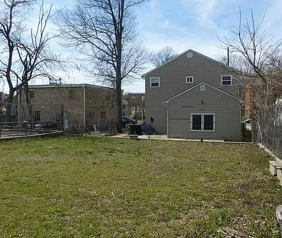 611 57th St NE — Photo 13
