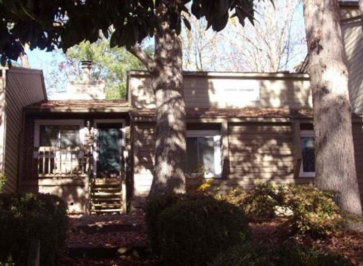 1st image of 1722 Foxcreek Cir