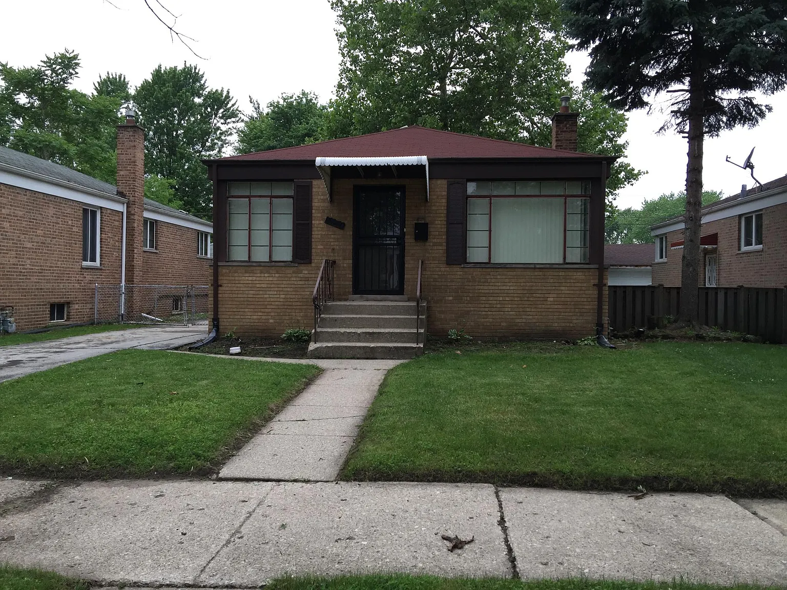14340 University Ave photo 1