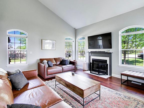 4th image of 13300 W Heiden Cir