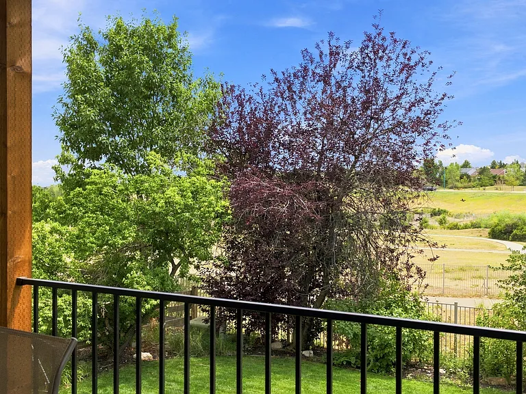 2445 Clayton Cir — Photo 45