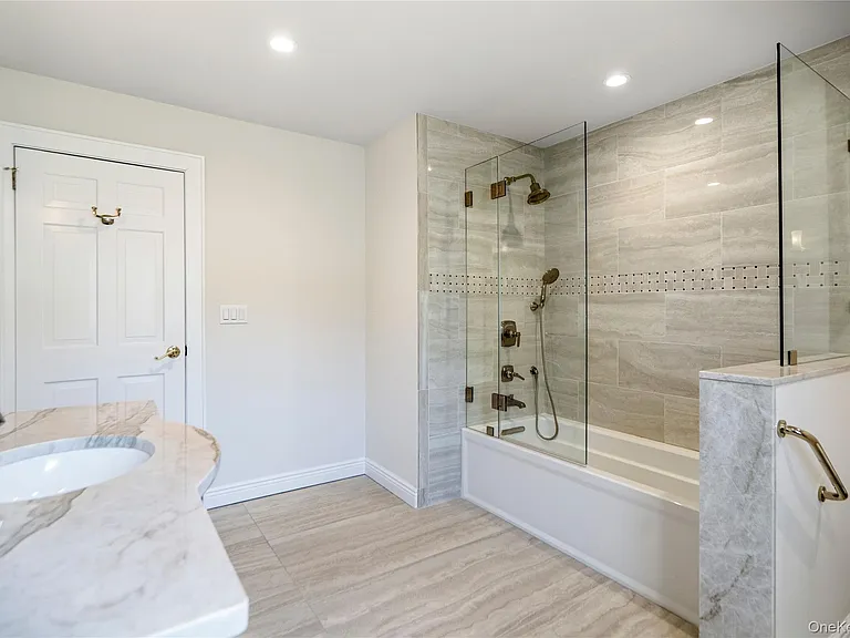 14 Harbor Ln — Photo 28