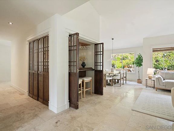 4th image of 1760 Woodbine Pl