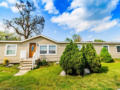 13045 Strong Blvd, South Rockwood, MI, 48179