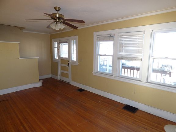 5th image of 2341 Glenside Ave