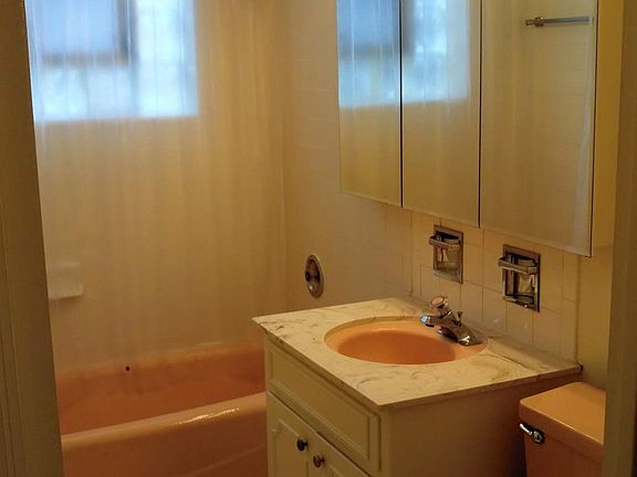5th image of 125 S Kenilworth Ave APT 15