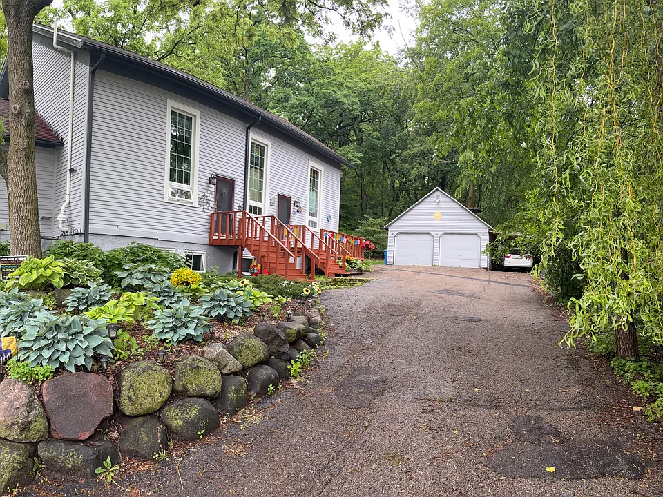 1720 Aurora St