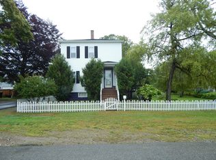 7 Brighton Ave, Eastport, ME 04631