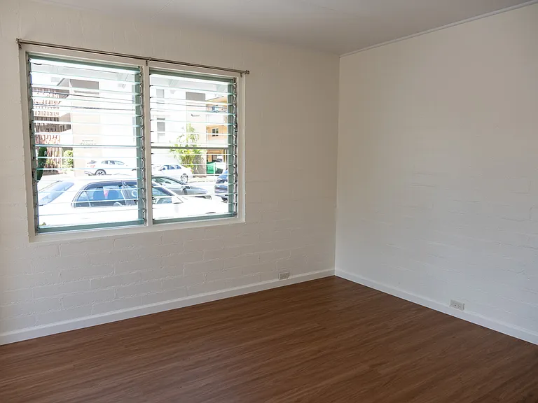 1340 Wilder Ave #1 — Photo 5