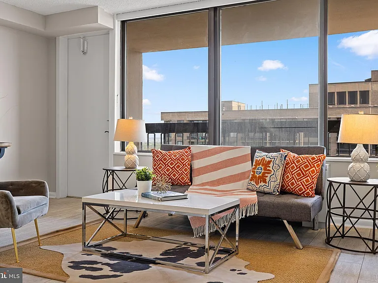 3701 S George Mason Dr #2518N — Photo 29