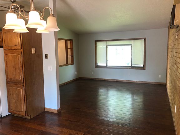3rd image of 1205 NE 7th Ave
