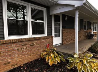 2907 Averill Dr, Lansing, MI 48911