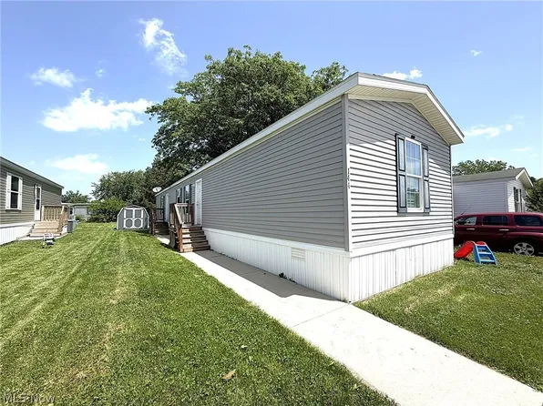 144 Virginia Ave, Elyria, OH 44035