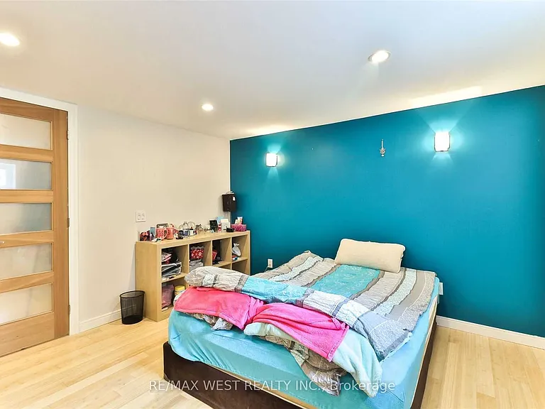 2354 Gareth Rd #MAIN — Photo 15