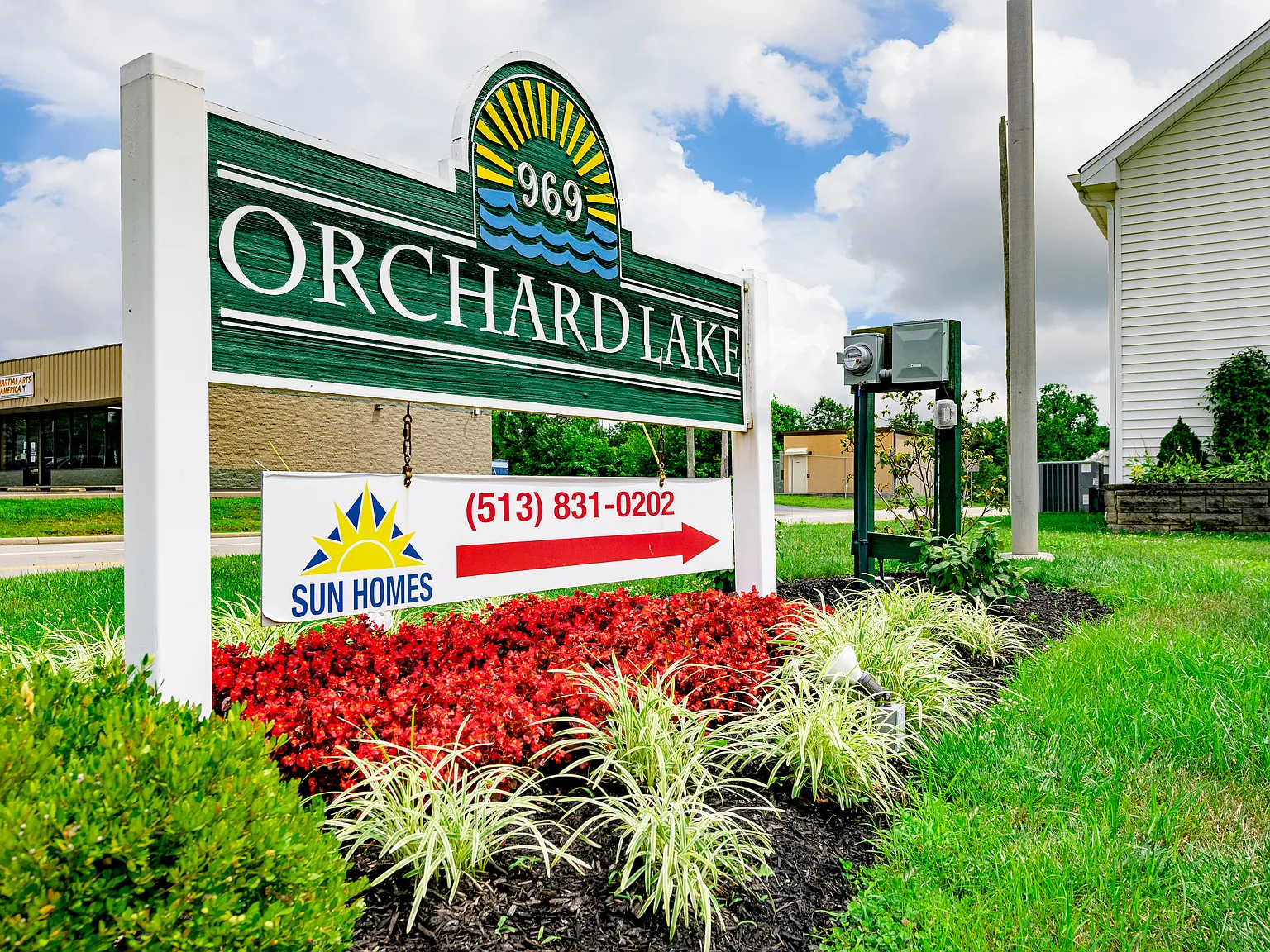 Orchard Lake — Photo 1