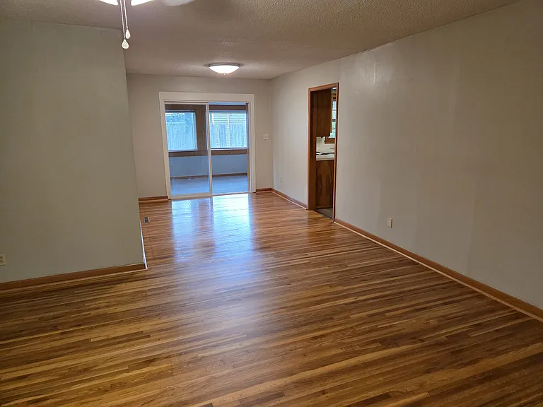 7814 W Quail Ln — Photo 16