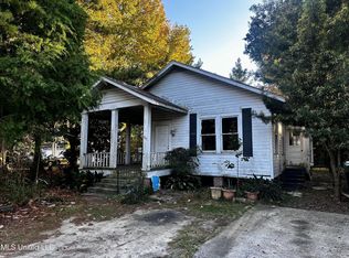 627 3rd St, Gulfport, MS 39501