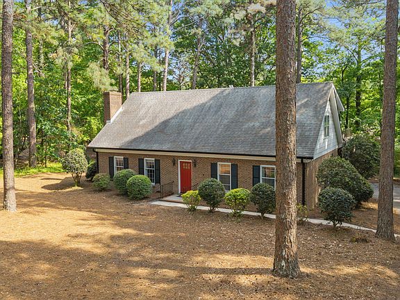 4th image of 1123 N Fort Bragg Road