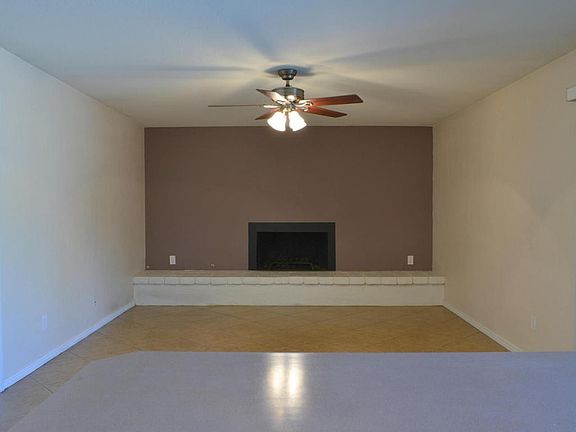 3rd image of 3020 S Estrella Cir