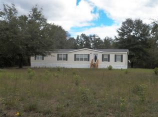 51 Kent St, Windsor, SC 29856