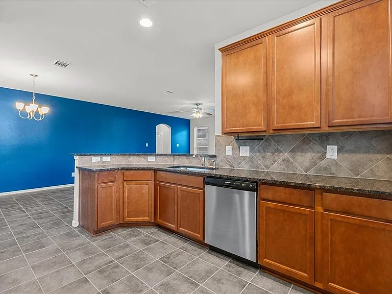 4114 W Bayou Maison Cir — Photo 11